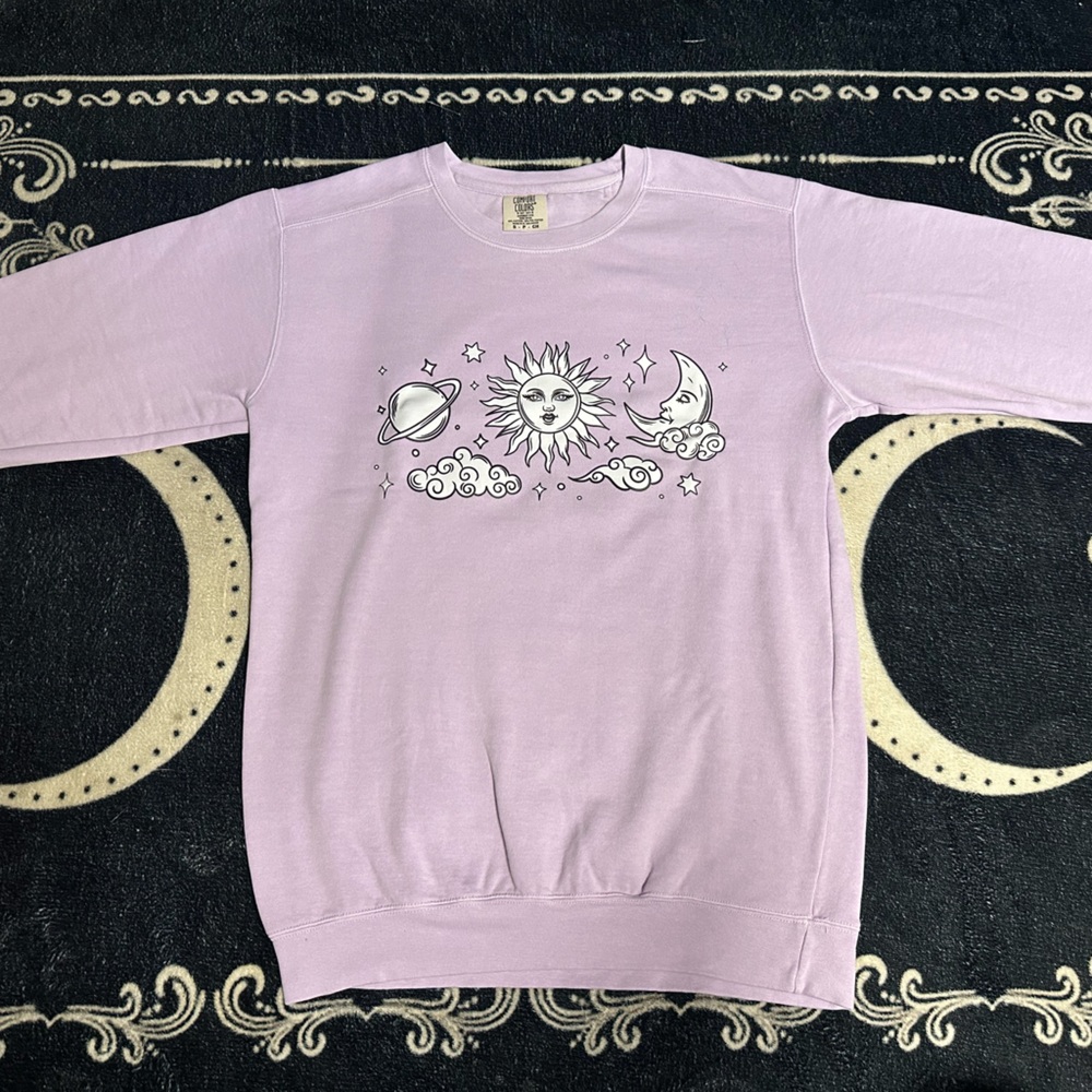 Not Your Average Babe Celestial Crewneck Sweatshirt – Lavender – Size S